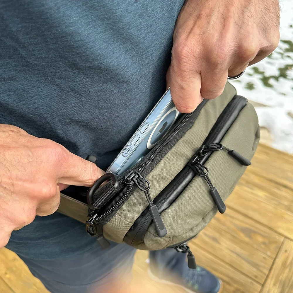 Rounded Gear Nomad Defender – ľadvinka na skryté nosenie čierna